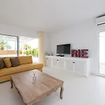 Βίλα Villas *