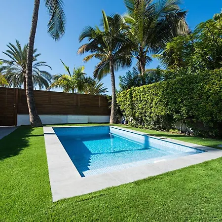 Villas *